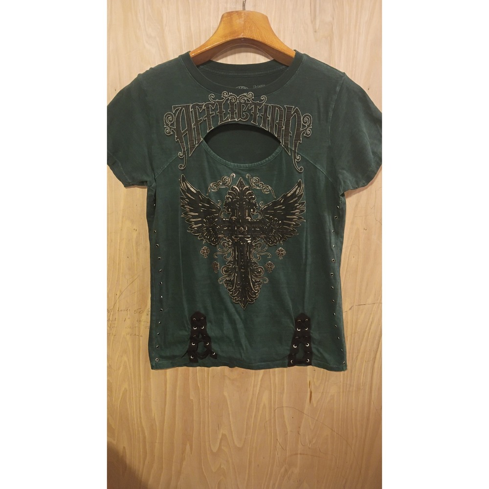 Affliction XL Graphic Tee Cutout Winged Cross Lace Up Y2K. Goth Biker Chick.